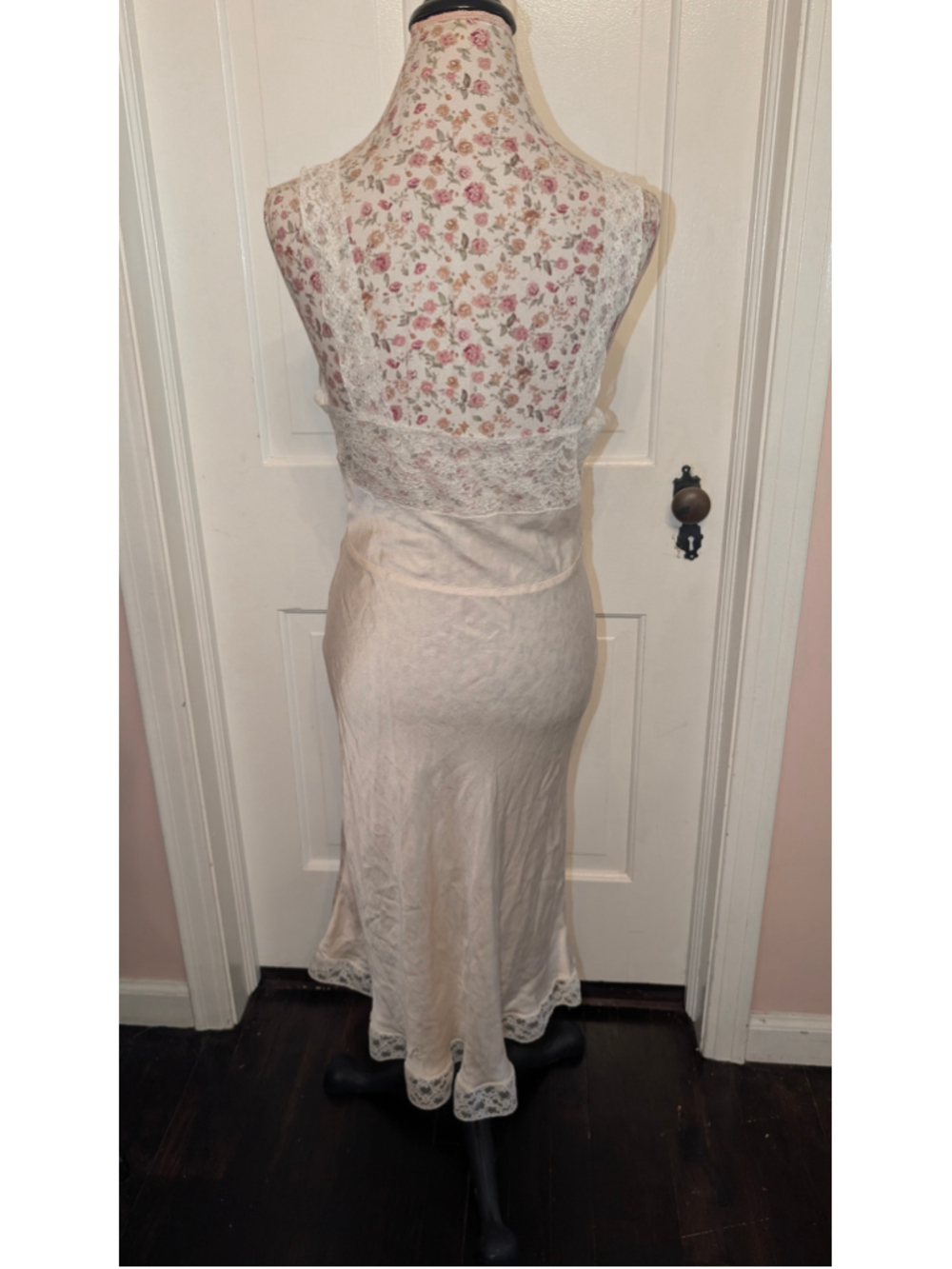 Vintage 70s Fischer heavenly silk Lace Trim Slip Chemise Beige White Size M - Picture 5 of 12